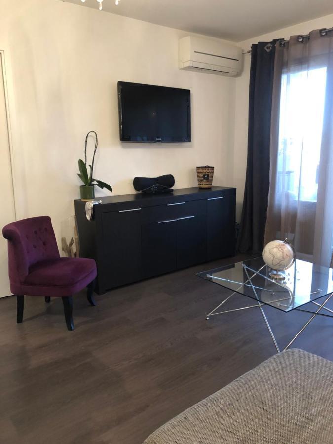 Joli T2 Recent 'Le Vivaldi' Apartment Аячо Екстериор снимка